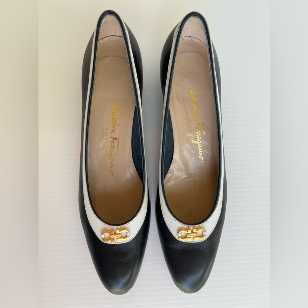 Vintage Salvatore Ferragamo Horsebit Buckle Heels